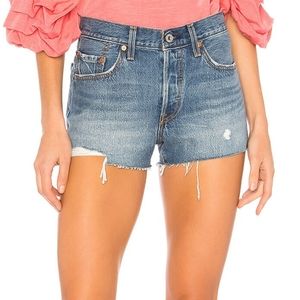 NWT Levi's 501 Distressed Shorts